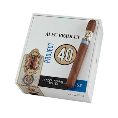 Alec Bradley Project 40 Churchill Natural