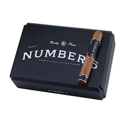 Rocky Patel Number 6 Sixty Natural