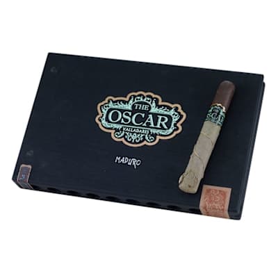 The Oscar Maduro Toro