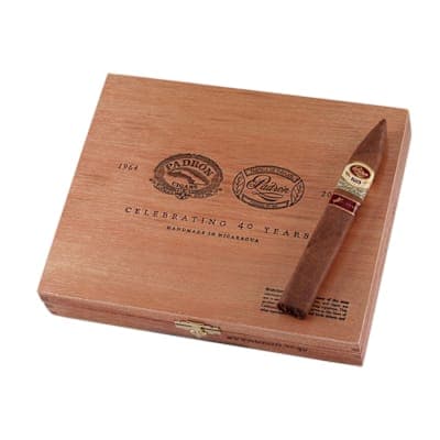 Padron Serie 1926 40th Anniversary Torpedo Natural
