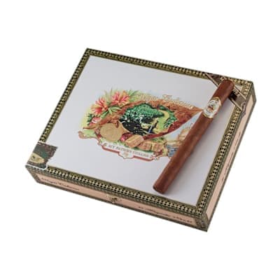 Vegas Cubanas by Don Pepin Magnates Rosado